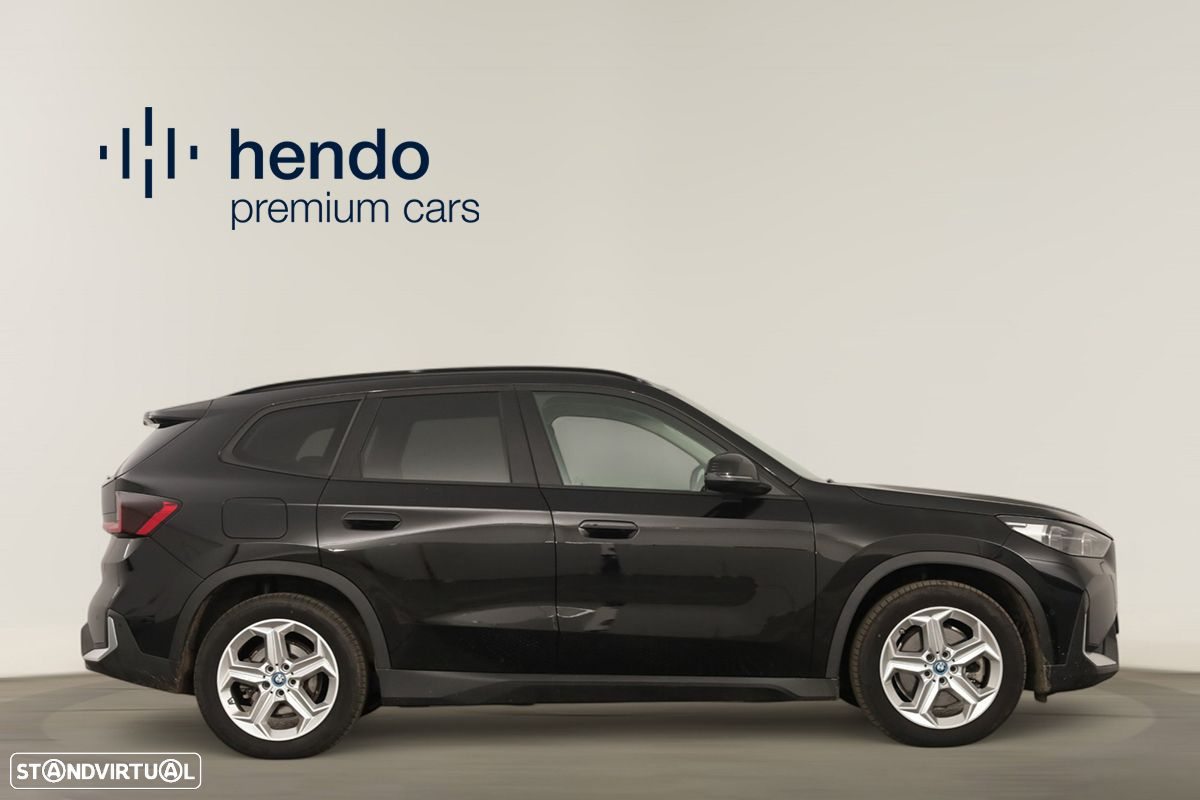 BMW iX1 xDrive30 - 4