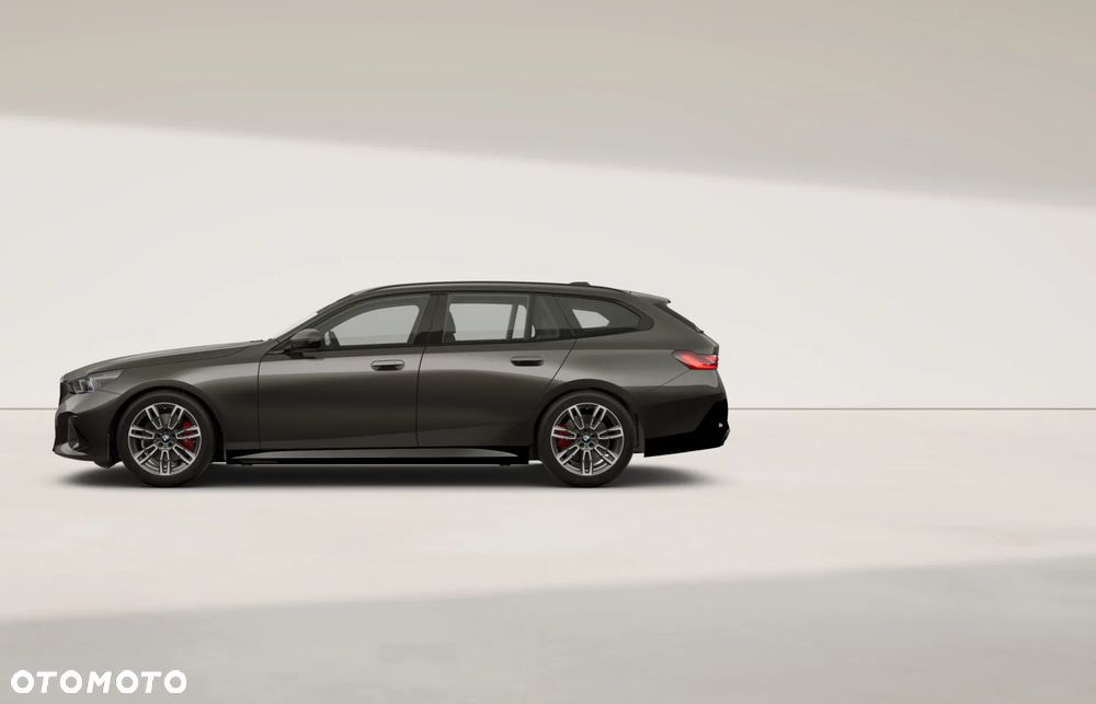 BMW Seria 5 520i mHEV - 9