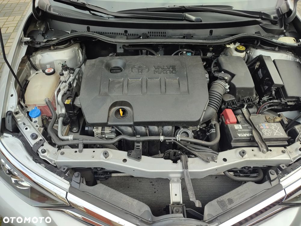 Toyota Auris 1.6 Comfort - 5