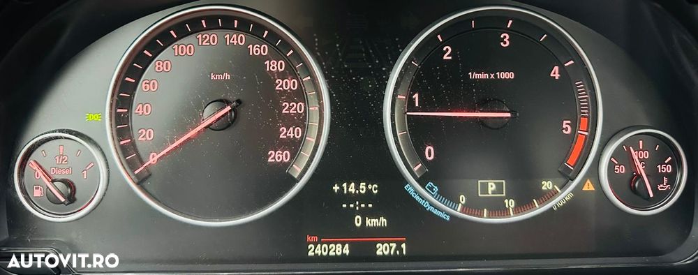 BMW Seria 5 520d Aut. Modern Line - 32