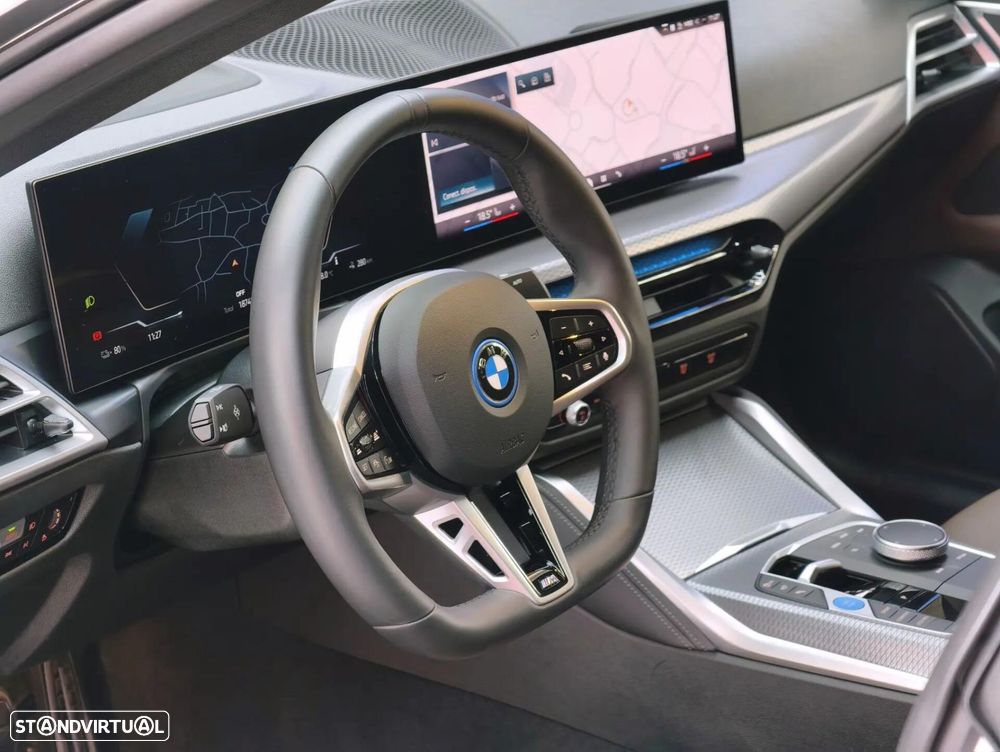 BMW i4 eDrive40 Pack Desportivo M Pro - 56
