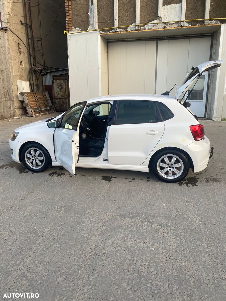 Volkswagen Polo - 4