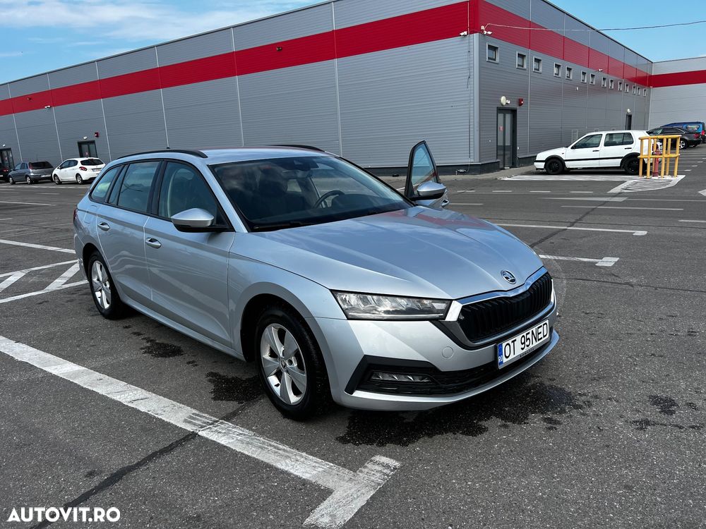 Skoda Octavia 2.0 TDI DSG Ambition - 1