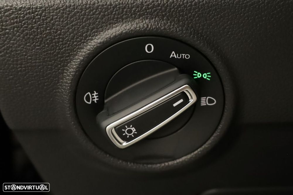 VW T-Roc 1.0 TSI - 18