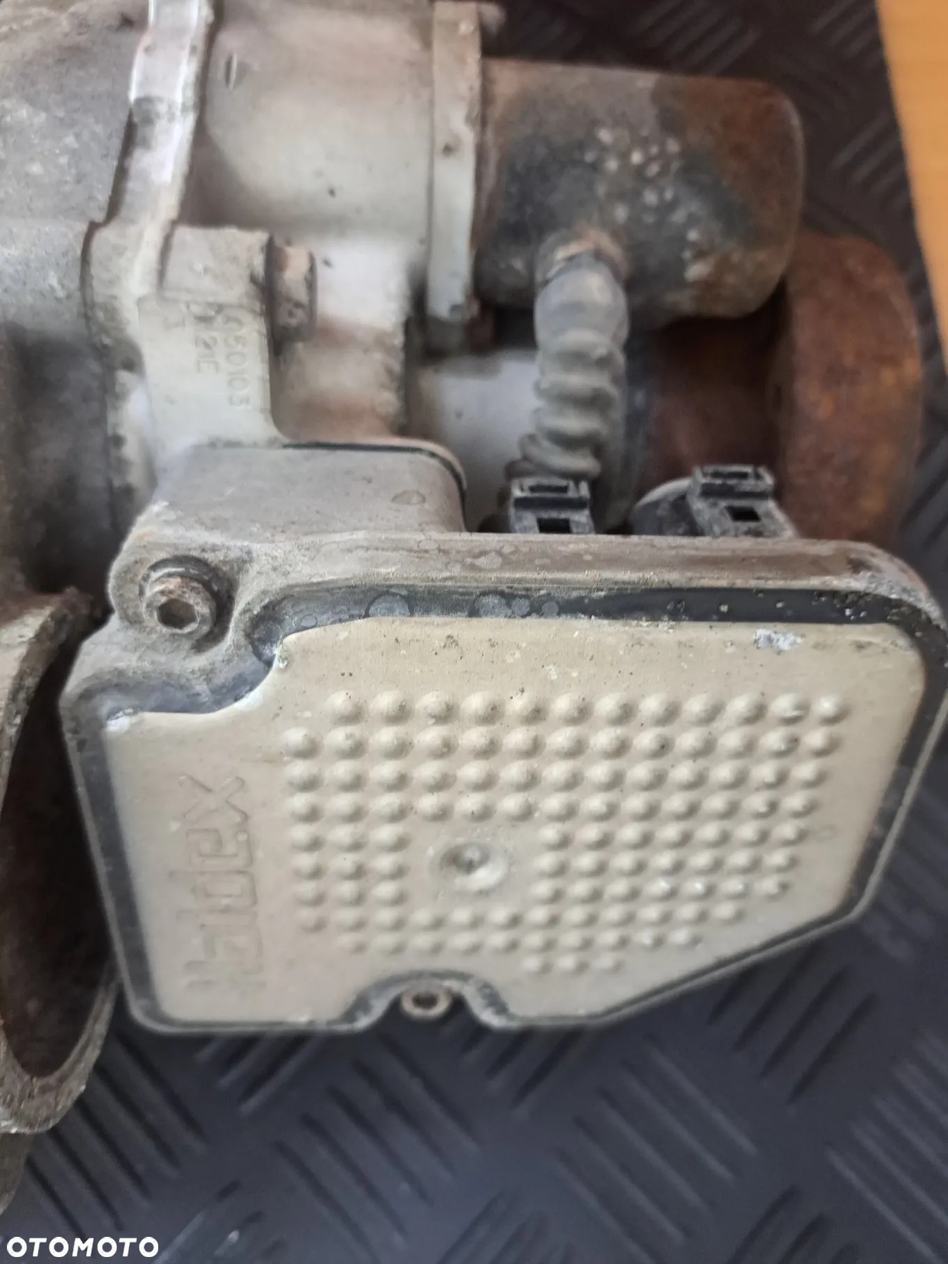MOST TYLNY DYFER HALDEX VOLVO V50 S40 C30 C70 2.5 T5 P8675376 - 3