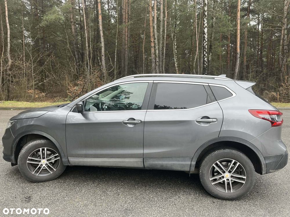 Nissan Qashqai 1.3 DIG-T N-Connecta - 8