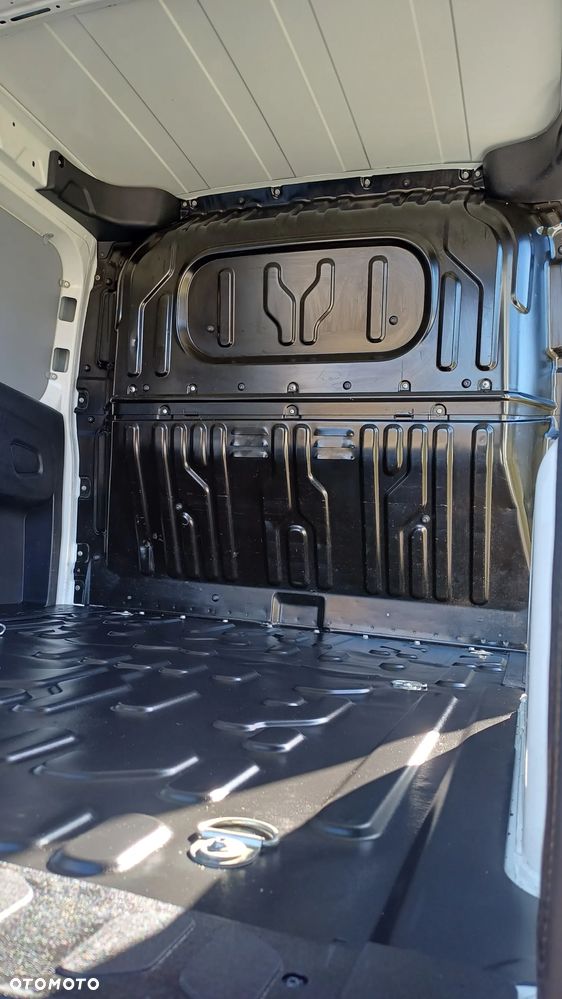 Fiat DOBLO - 17