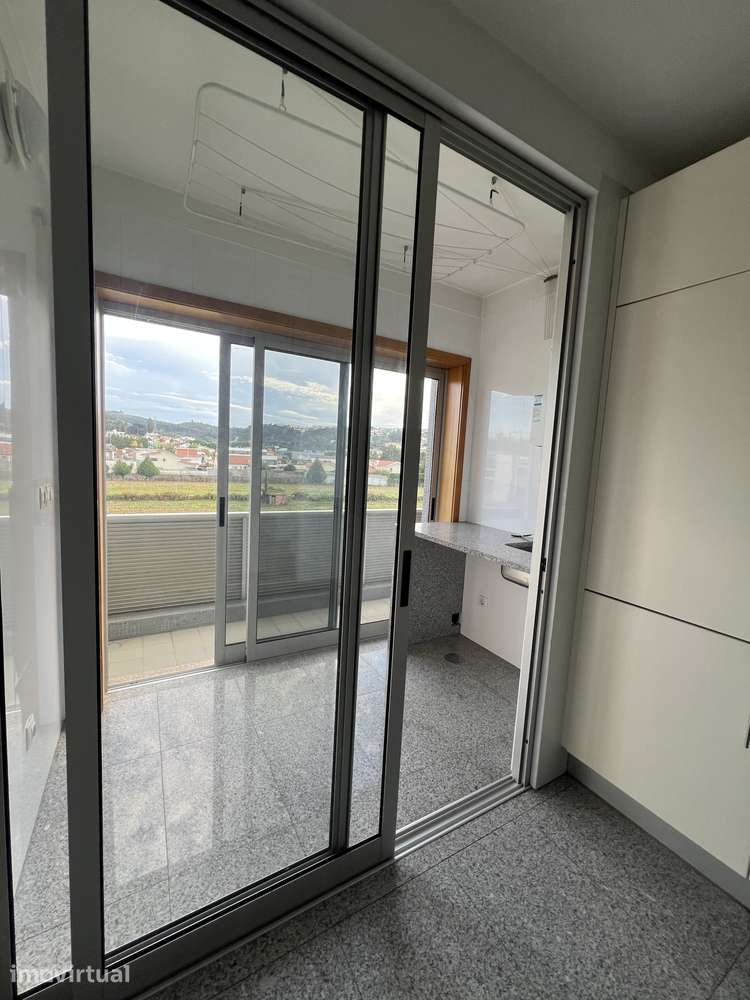 Apartamento T2+1 no centro da Trofa - Grande imagem: 5/17