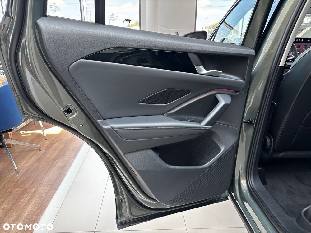 Volkswagen Tiguan - 15