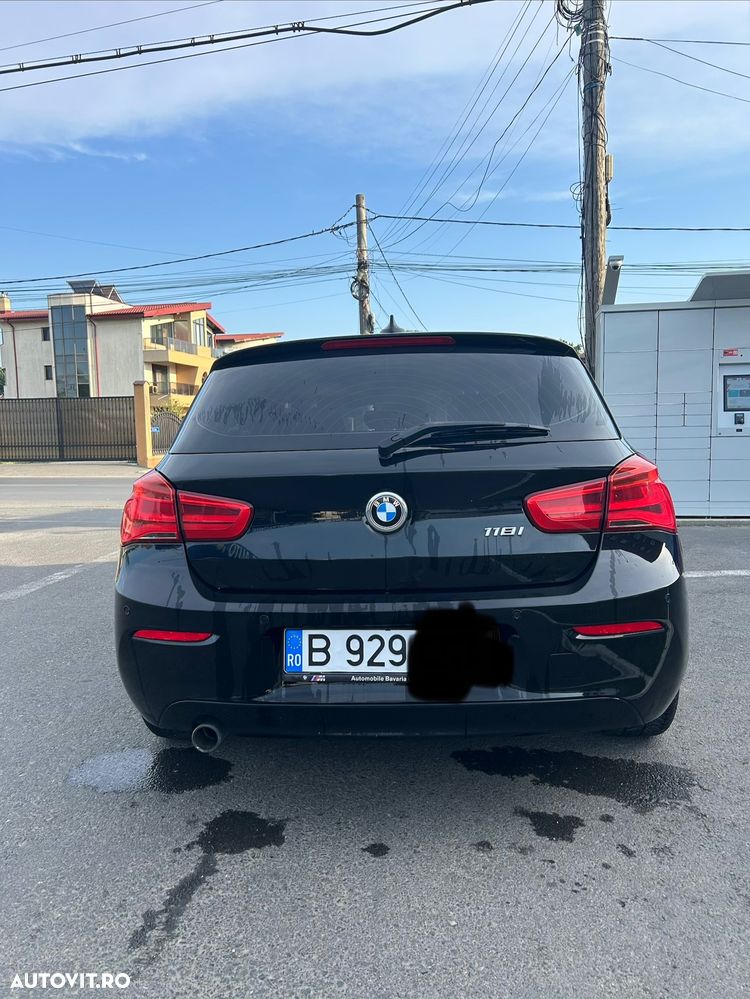 BMW Seria 1 118i Aut. - 2