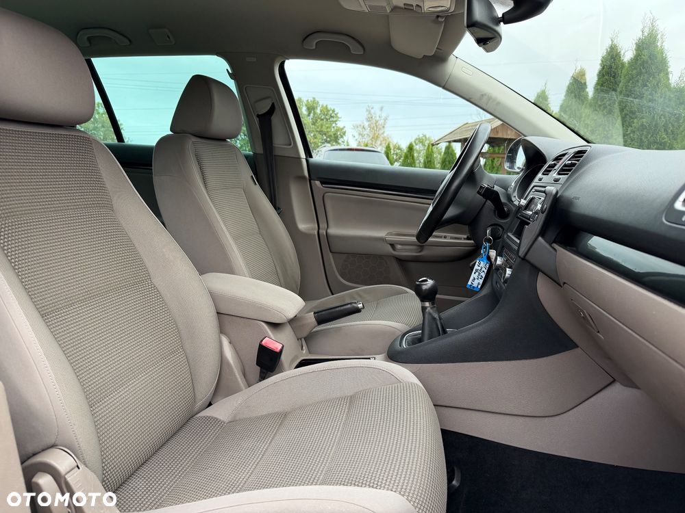 Volkswagen Golf - 12