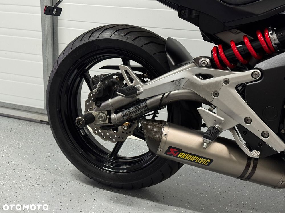 Kawasaki ER - 5