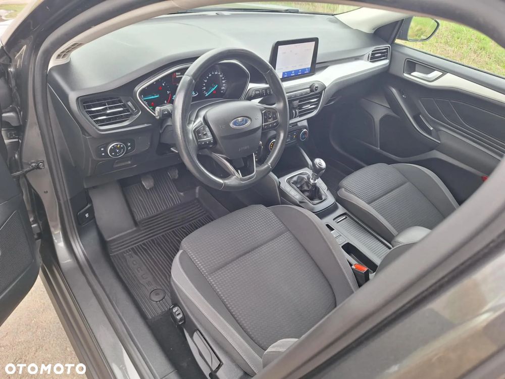 Ford Focus 1.5 EcoBlue Start-Stopp-System TITANIUM STYLE - 2