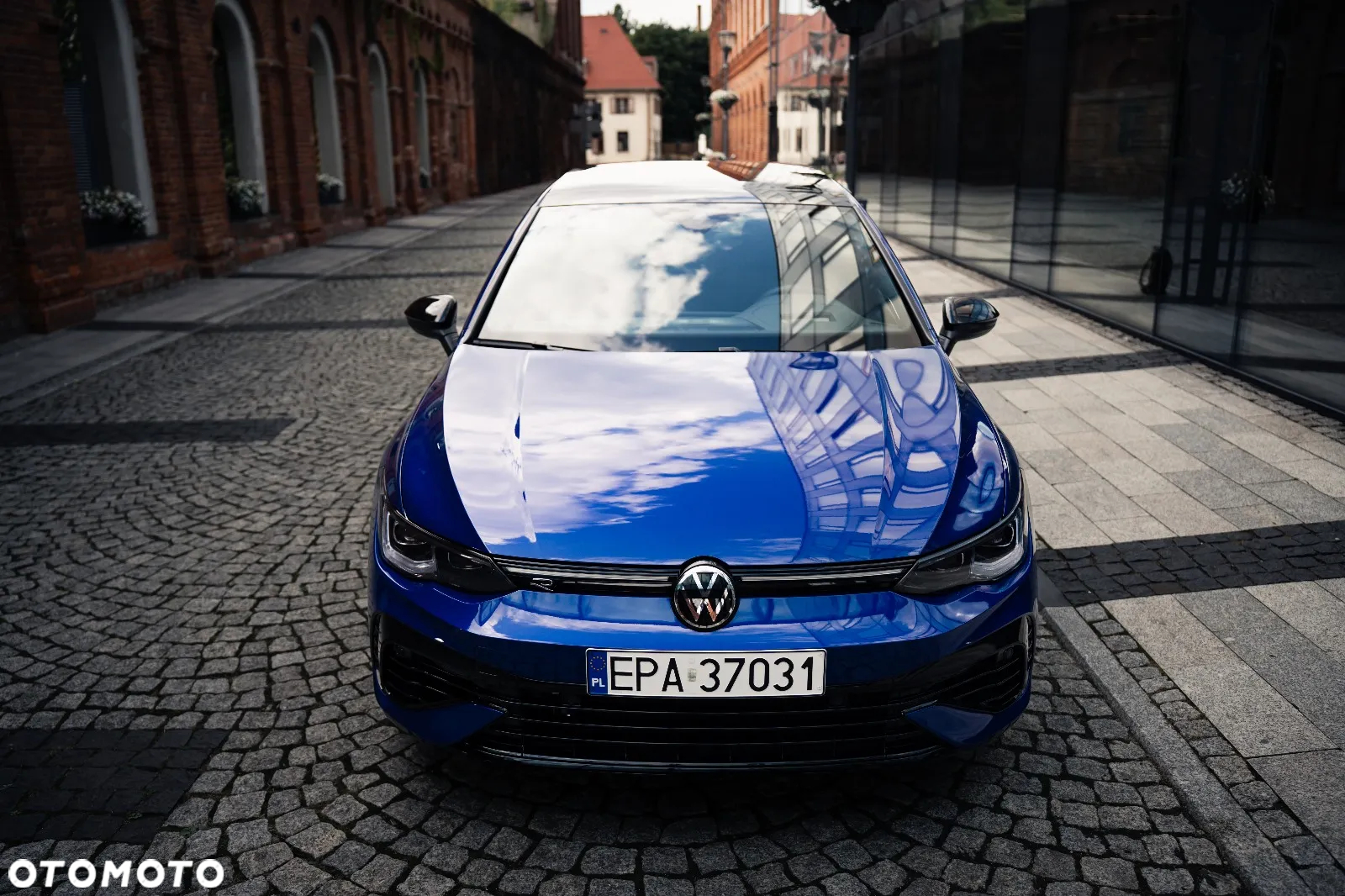 Volkswagen Golf 2.0 TSI OPF 4Motion DSG R - 9