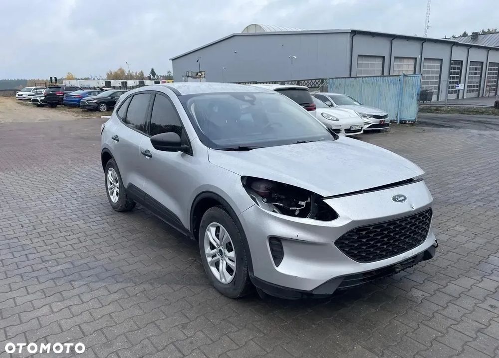 Ford Kuga - 2