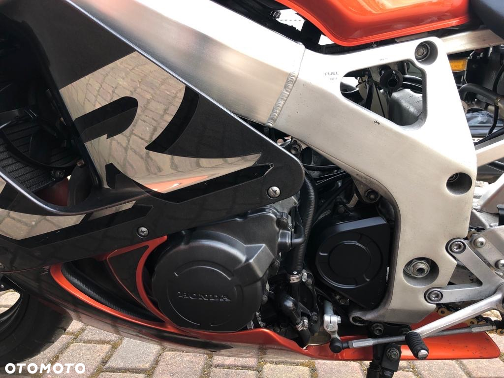 Honda CBR - 2