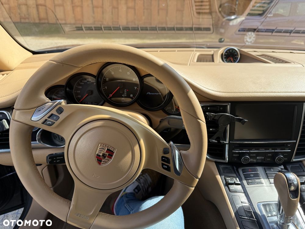 Porsche Panamera 4 PDK - 10