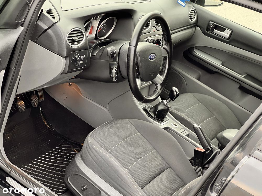 Ford Focus 2.0 TDCi Titanium - 17