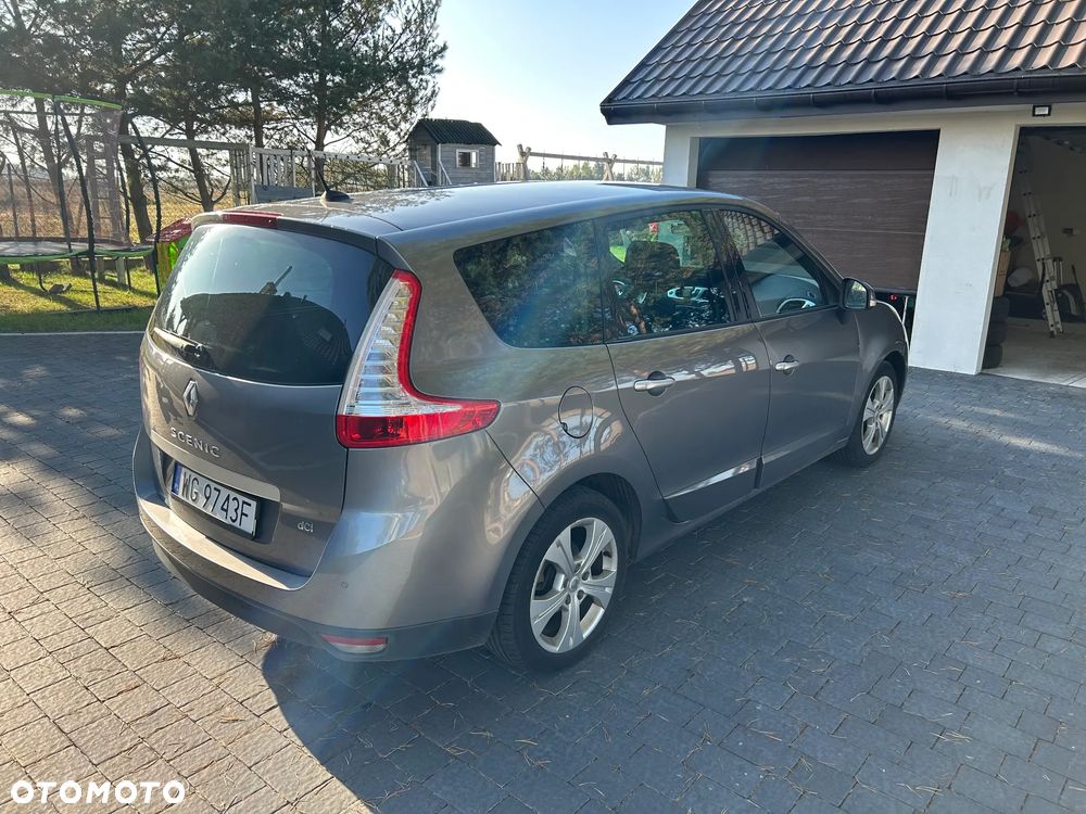 Renault Grand Scenic 1.9 dCi FAP Exception - 11