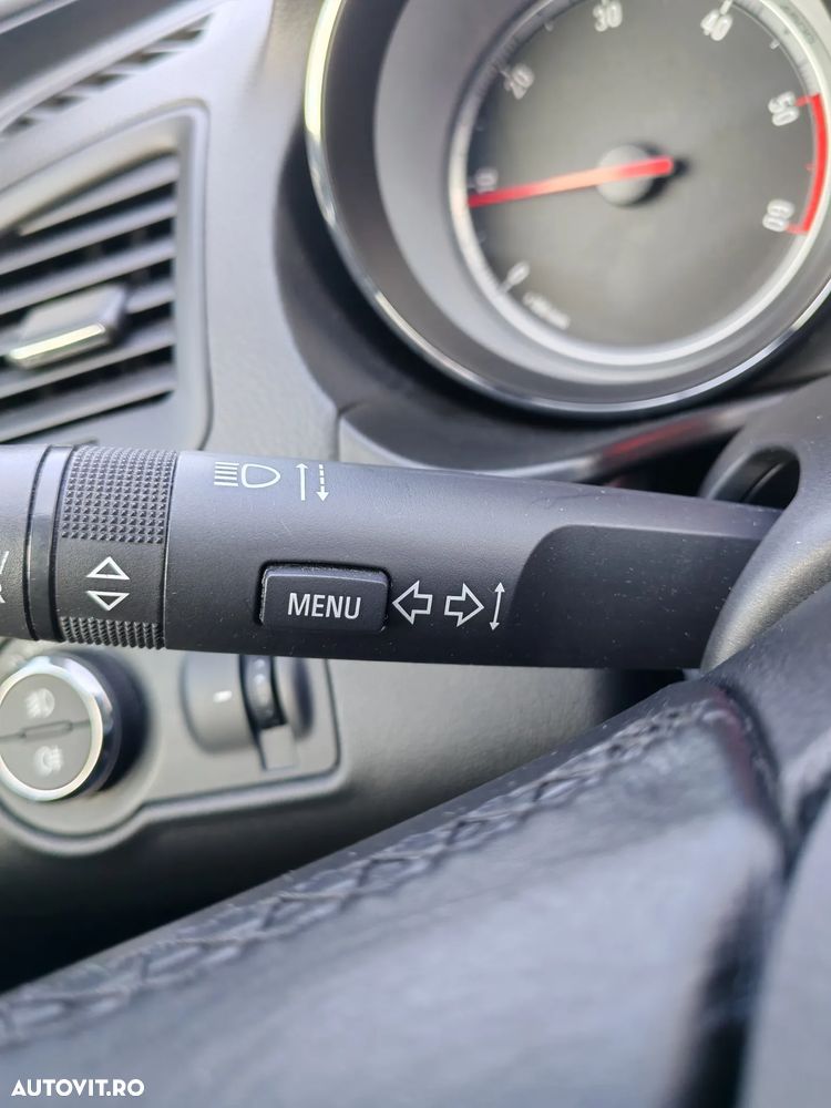 Opel Insignia 2.0 CDTI Automatik Sport - 16