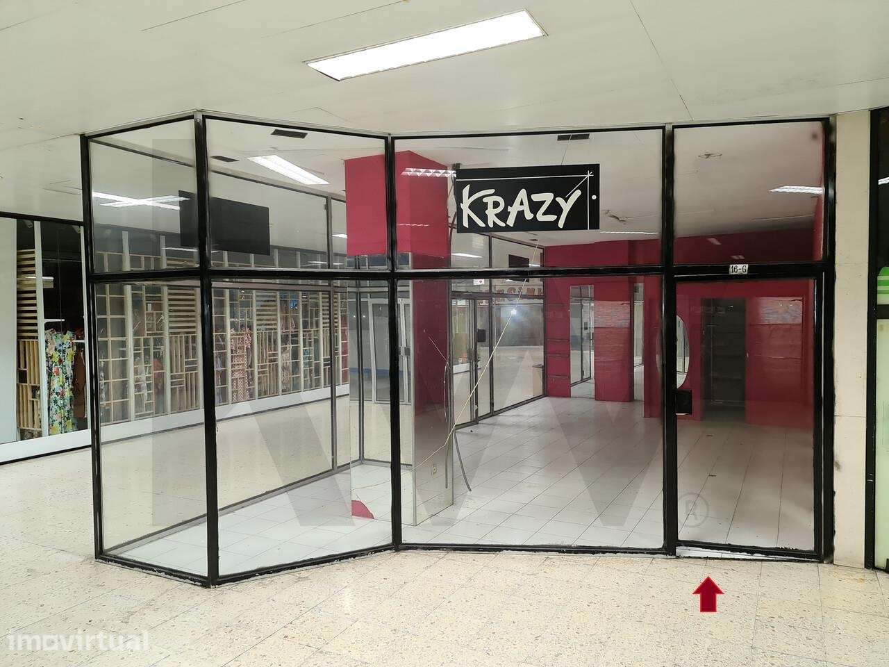 Loja de 40m2 à Rotunda da Boavista - Grande imagem: 4/5