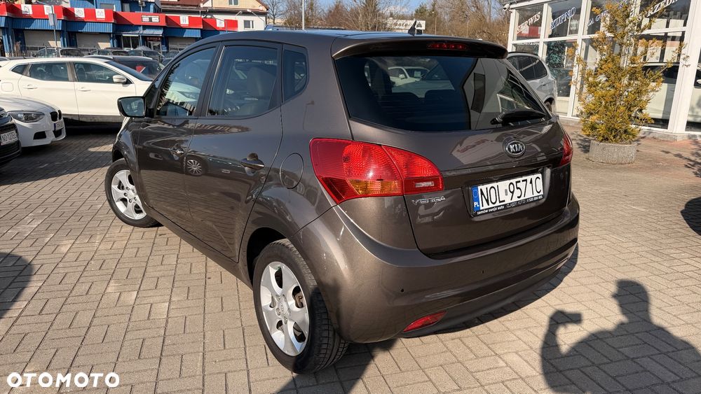 Kia Venga 1.6 CVVT Automatik Dream-Team Edition - 4