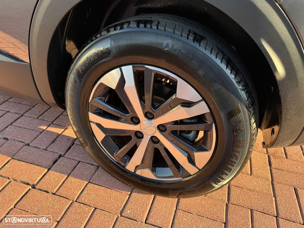Peugeot 3008 1.2 PureTech Allure - 26