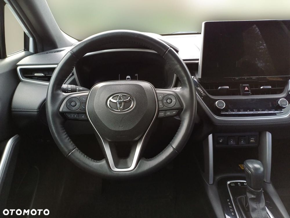 Toyota Corolla Cross - 15