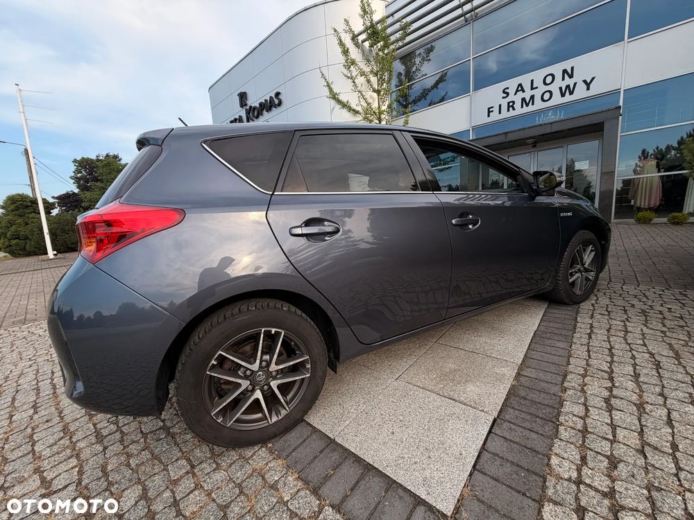Toyota Auris - 4
