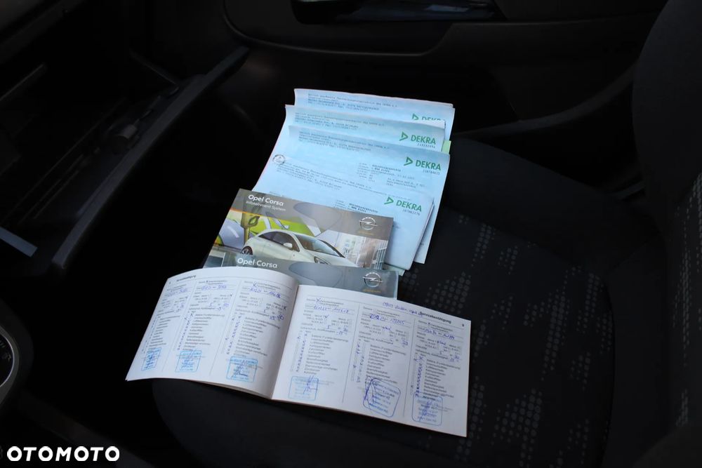 Opel Corsa 1.2 16V Enjoy - 25