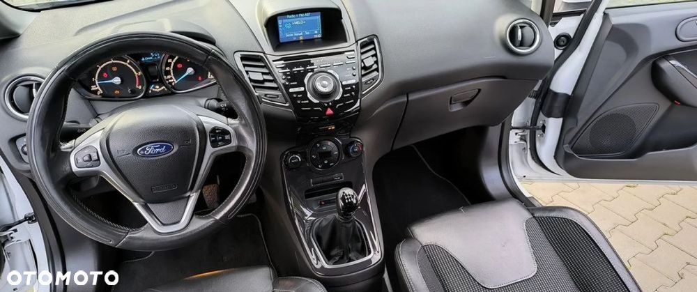 Ford Fiesta 1.6 TDCi DPF Platinium X - 8