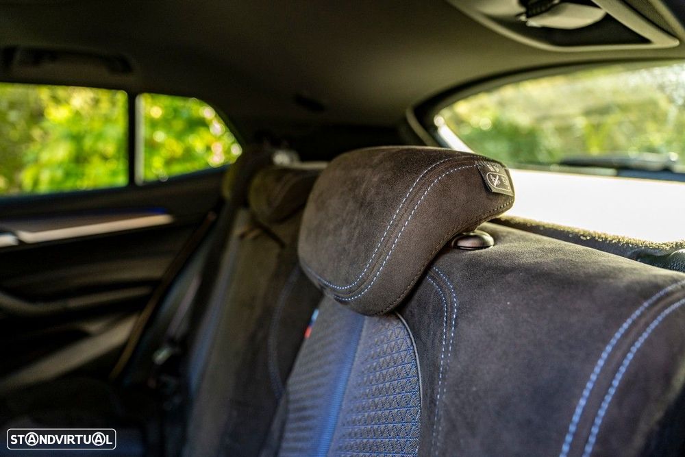 BMW X2 18 d xDrive Auto Pack M - 51