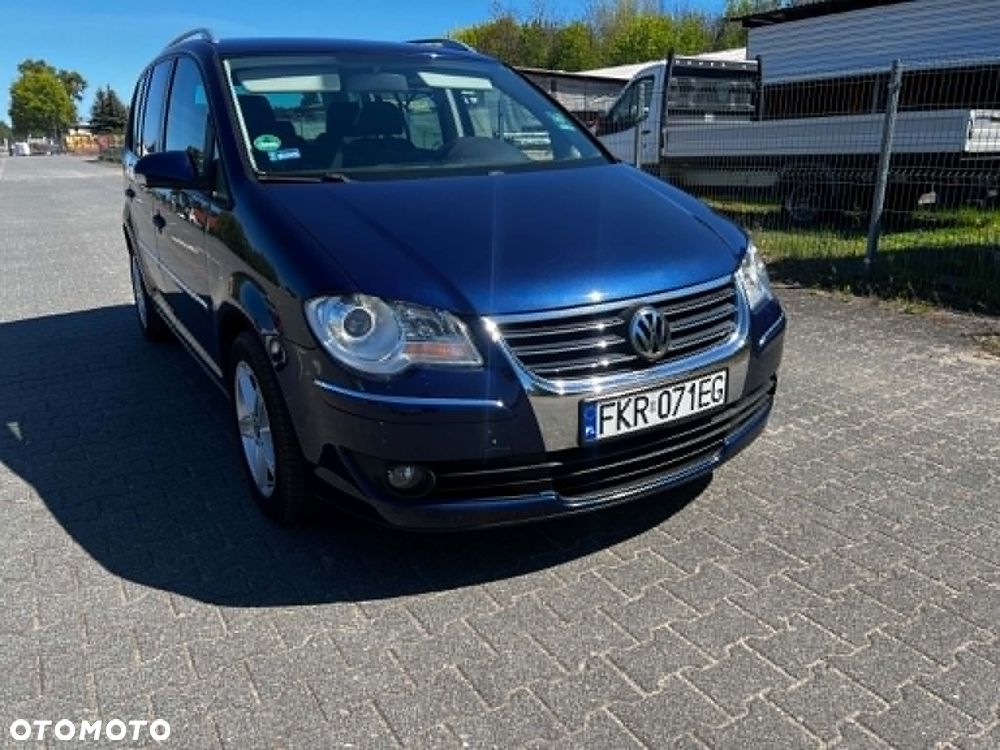 Volkswagen Touran 1.4 TSI Trendline DSG - 3
