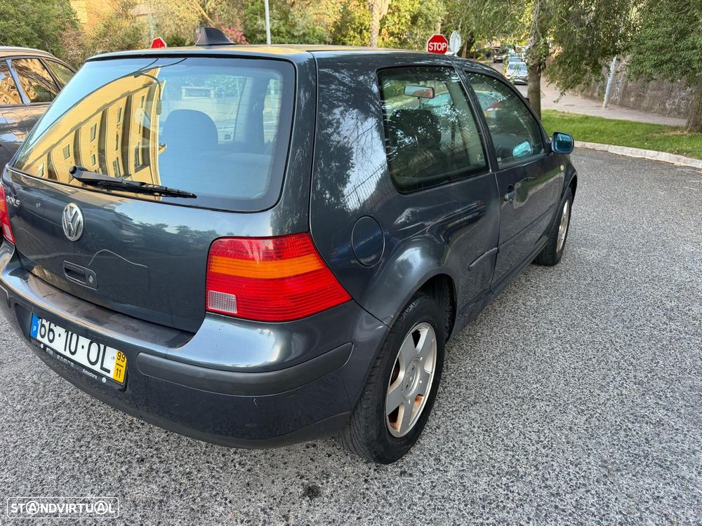 VW Golf 1.4i Confortline AC - 12