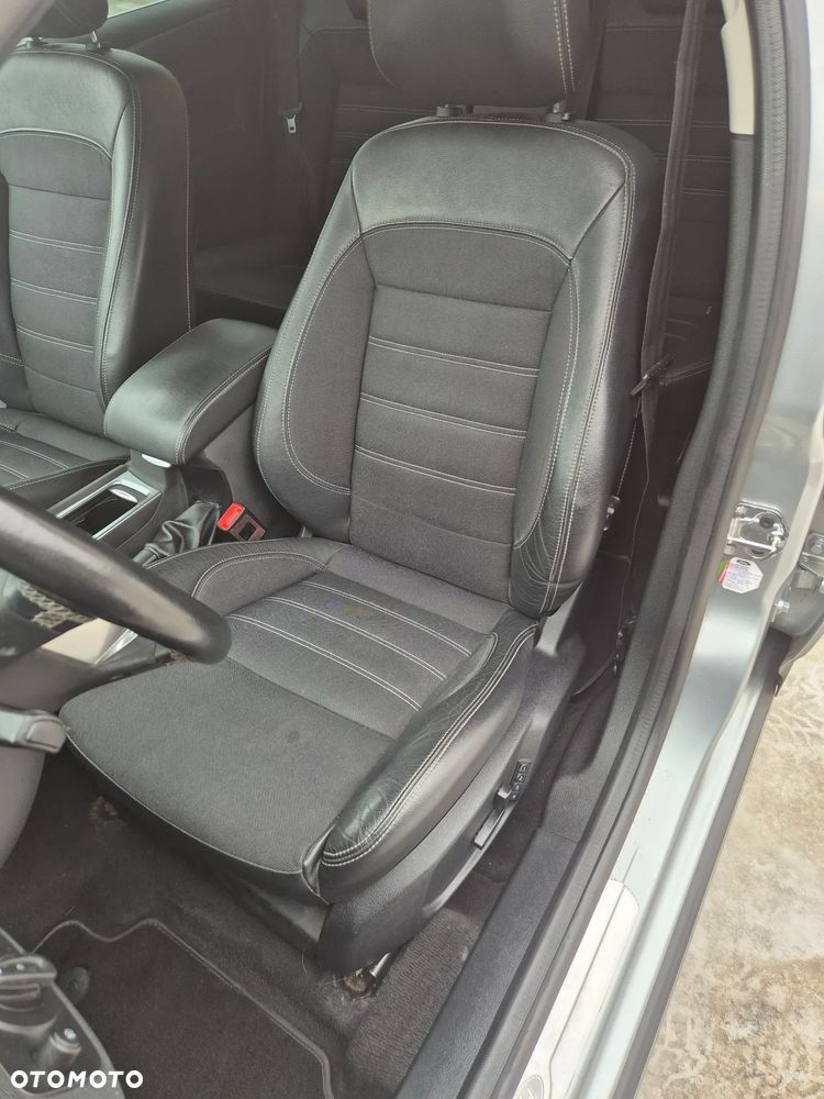 Ford Mondeo 2.0 TDCi Titanium S - 12