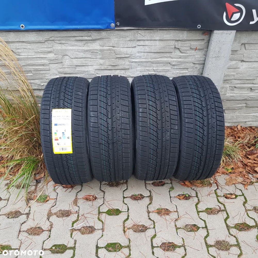 2x 205/50R17 Austone SP901 Nowy komplet opon zimowych Poznań - 1
