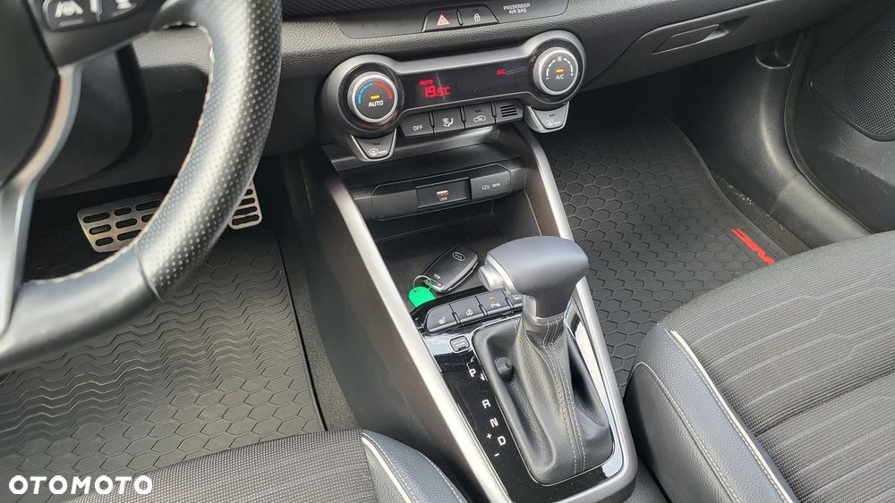 Kia Stonic 1.0 T-GDI MHEV GT Line DCT - 38
