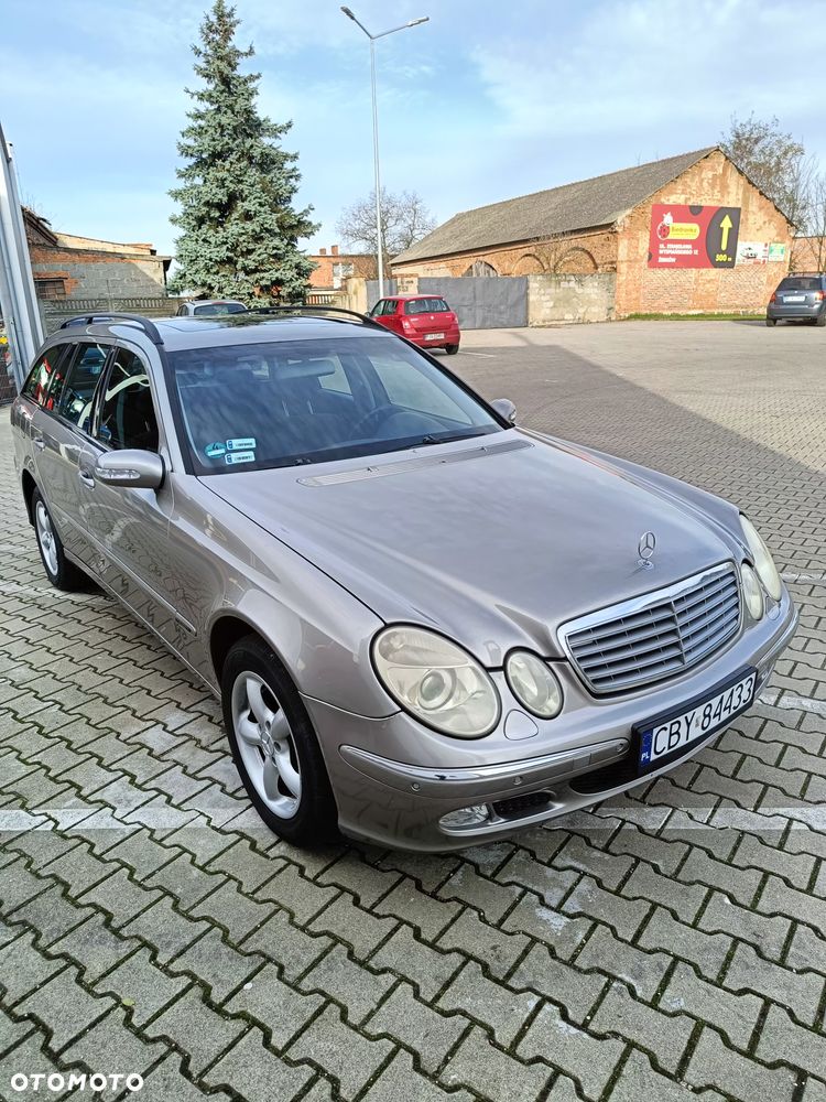 Mercedes-Benz Klasa E - 16