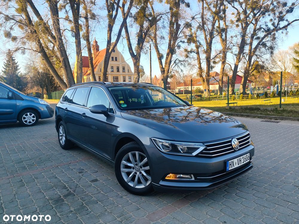 Volkswagen Passat 2.0 TDI (BlueMotion Technology) Comfortline - 4