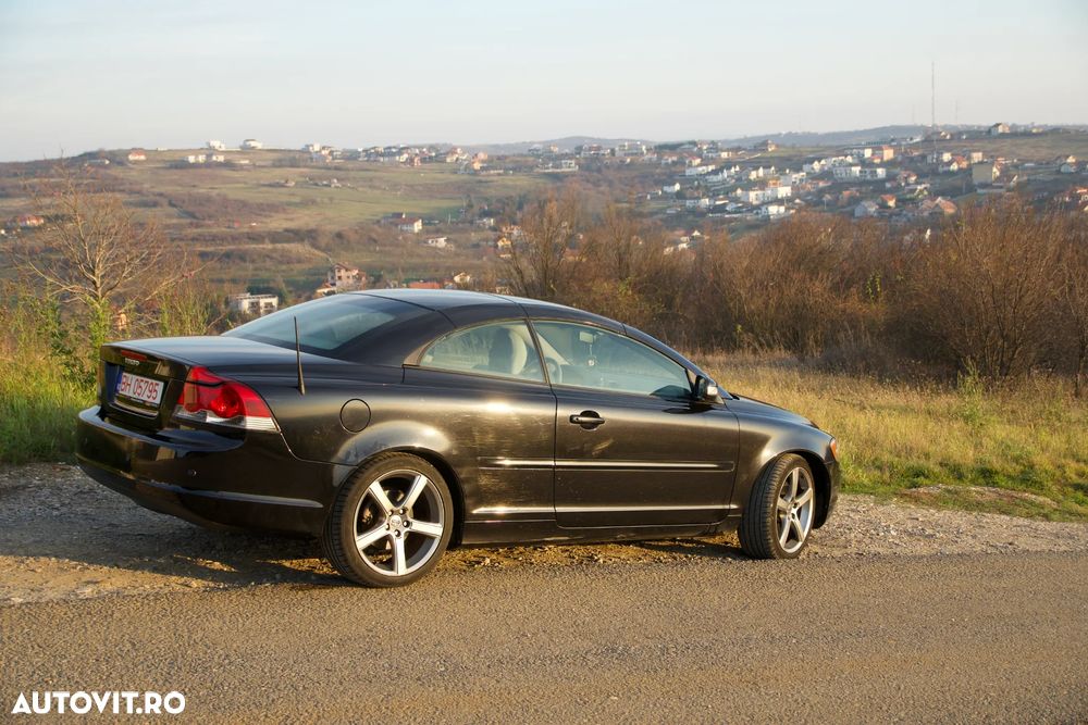 Volvo C70 2.0D Momentum - 11