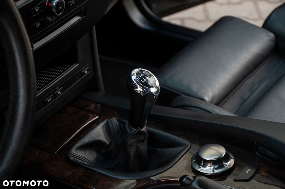BMW Seria 5 - 38