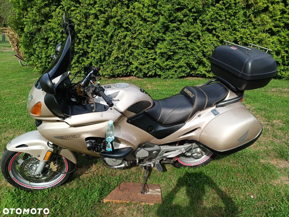 Honda Deauville - 1