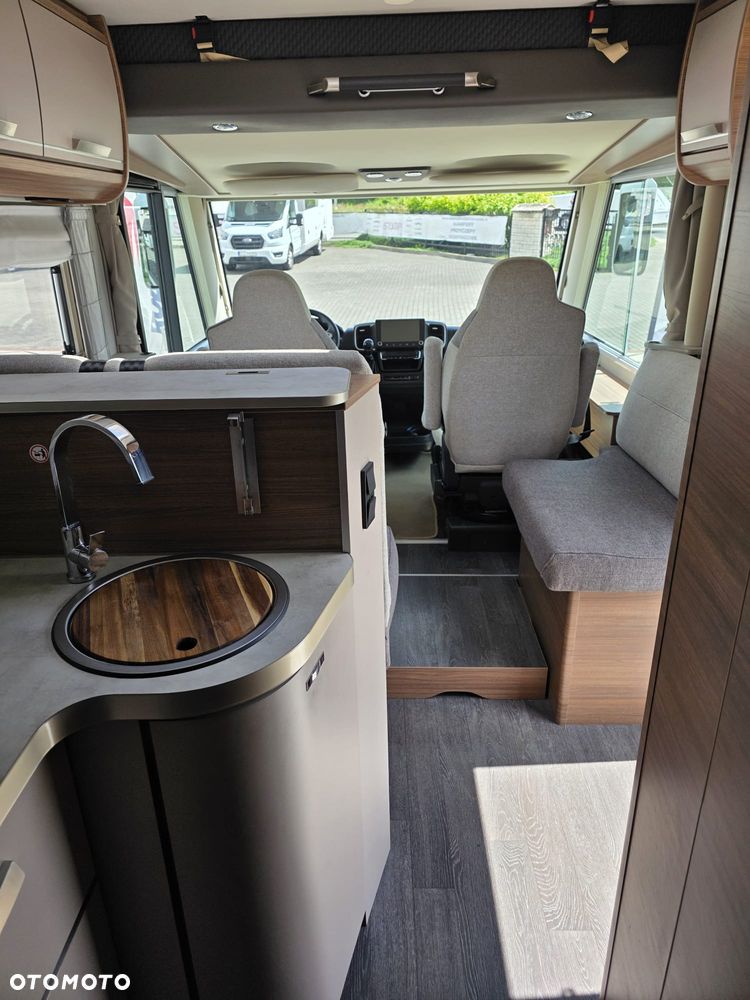 KNAUS Live 700 MEG - 8