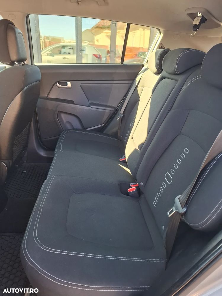 Kia Sportage ver-1-7-crdi-2wd-dream--team-edition - 10