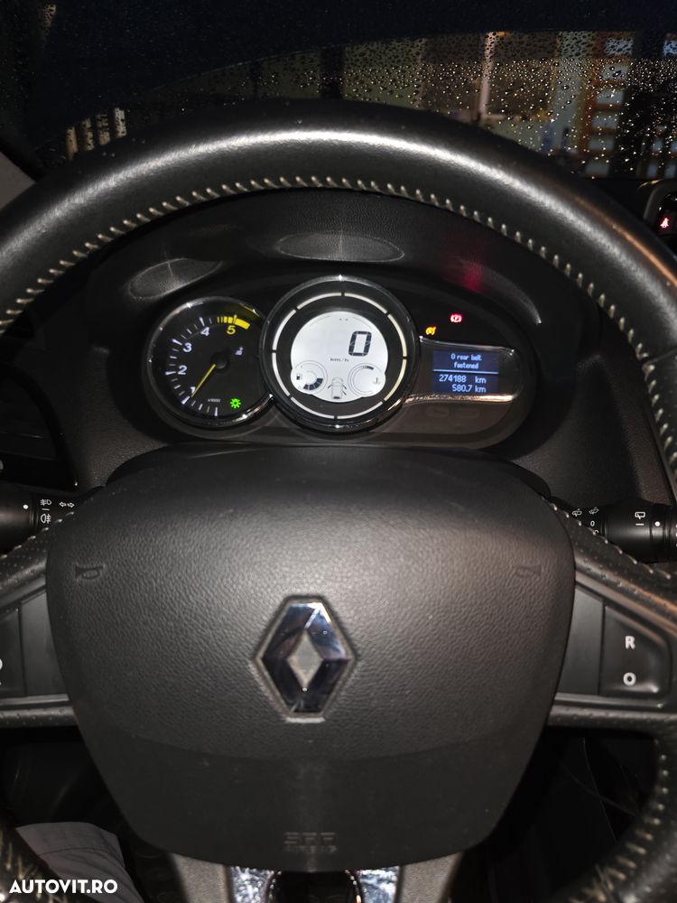 Renault Megane ENERGY dCi 110 Start & Stop Bose Edition - 7