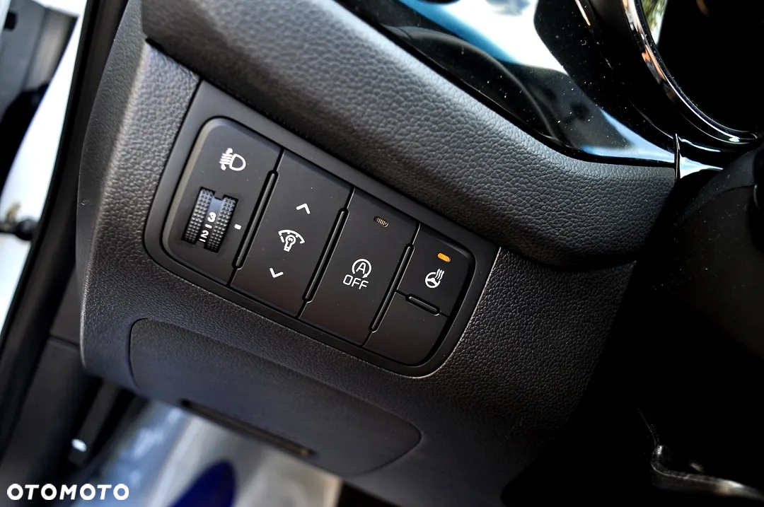 Kia Ceed 1.4 L Business Line Plus - 29