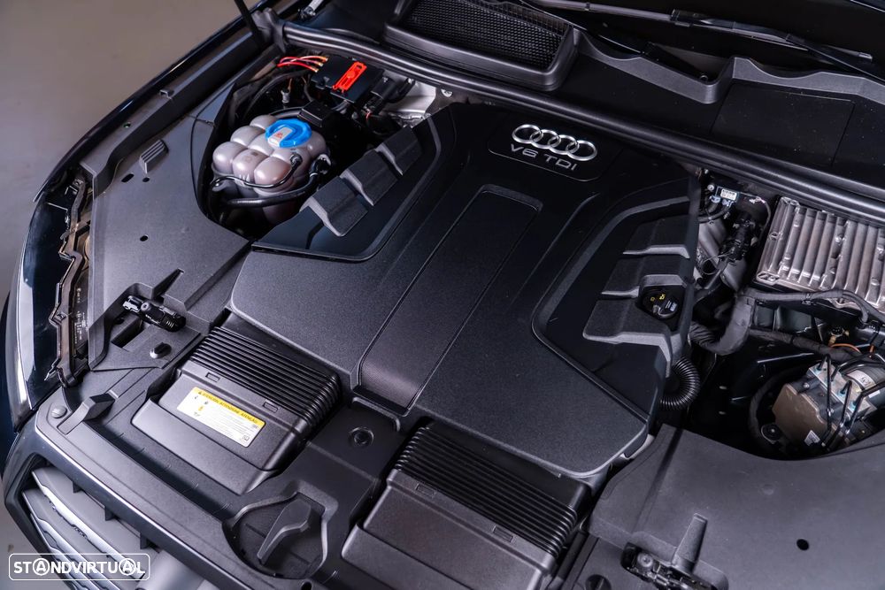 Audi Q7 3.0 TDI quattro S-line Tiptronic 7L - 35