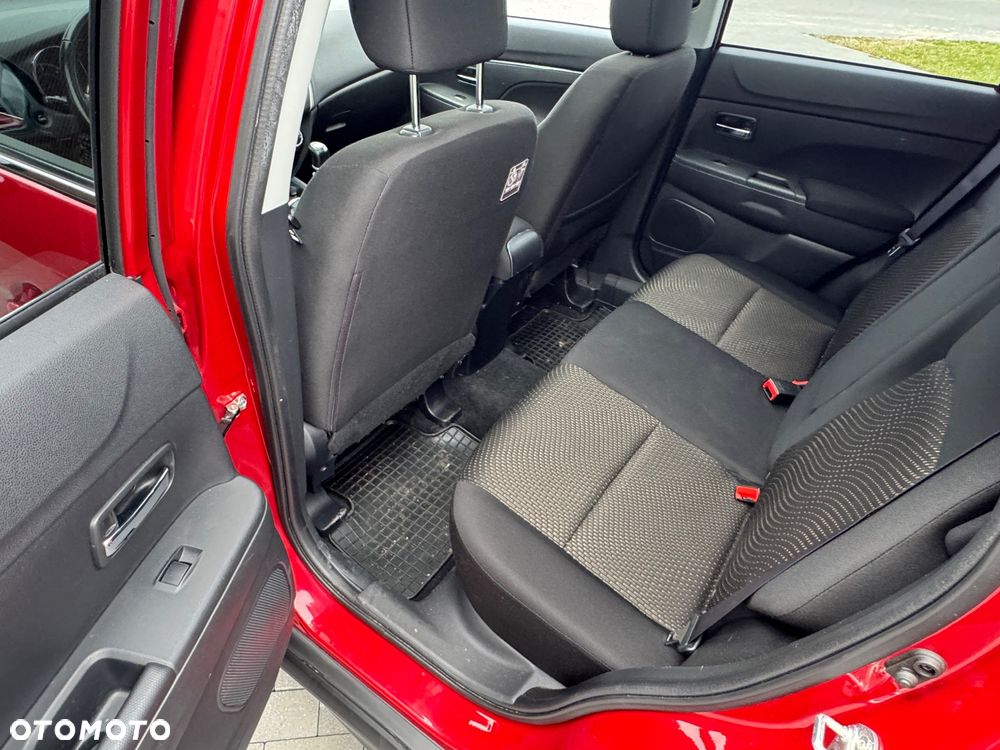 Mitsubishi ASX 1.8 DID Invite 4WD AS&G - 31