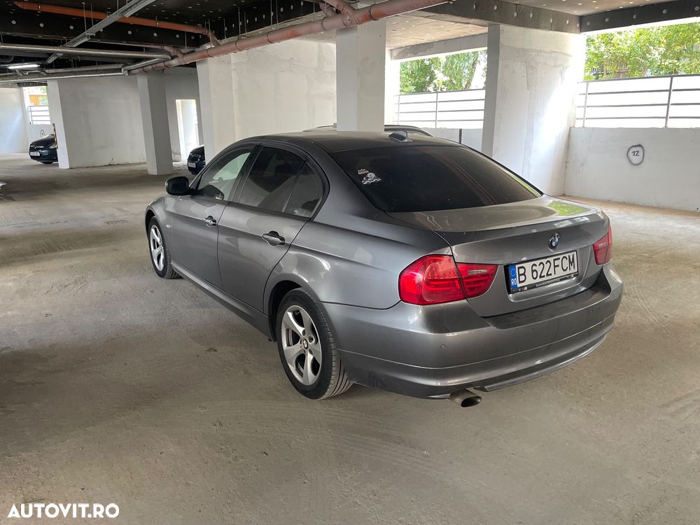 BMW Seria 3 318d - 3