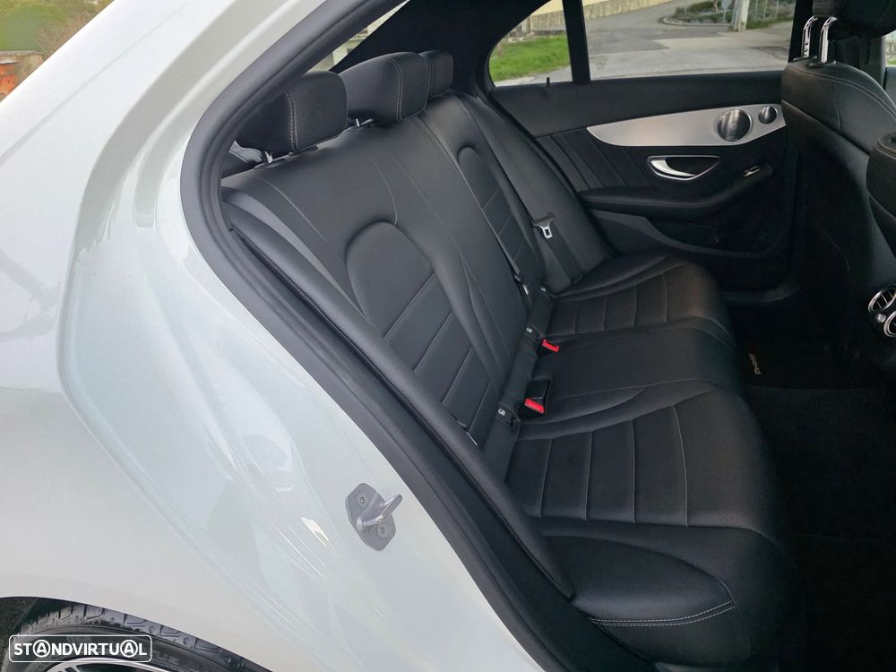 Mercedes-Benz C 220 d AMG Line - 29